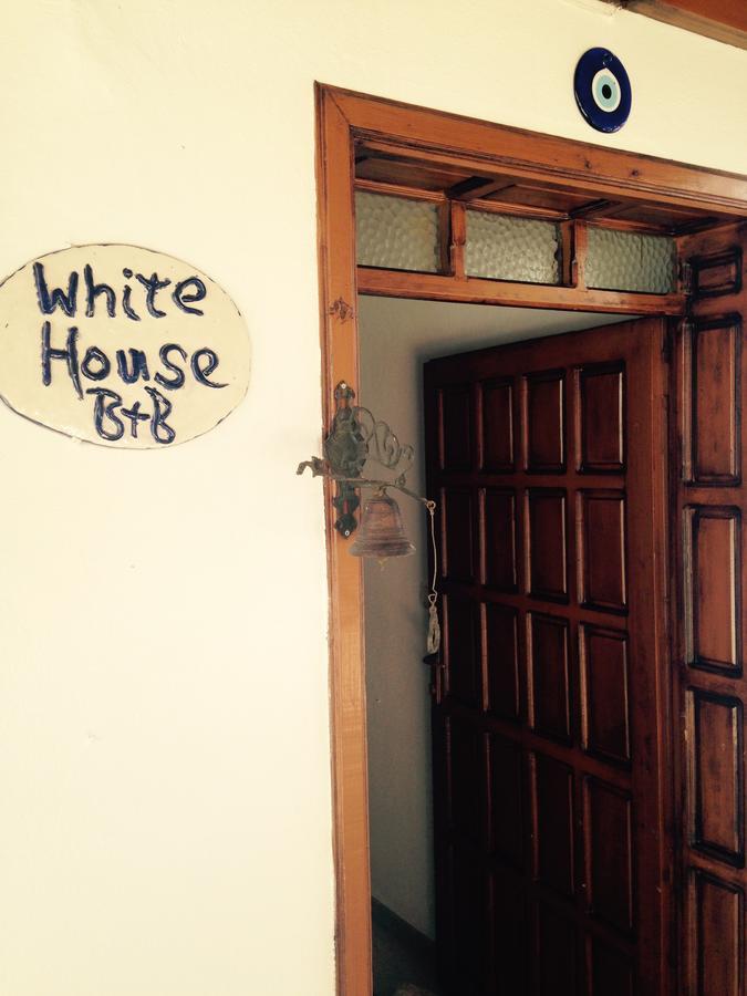 The White House Kalkan Eksteriør bilde